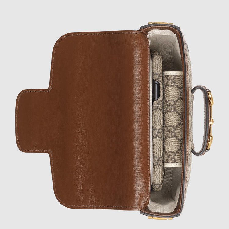 658574.HUHHG.8565.008.082.0000.Light Gucci Horsebit 1955 mini bag